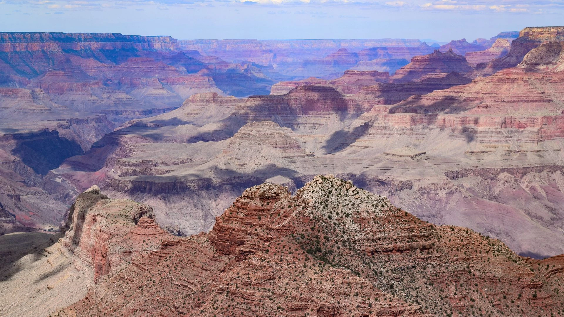 Sweeping landscape of the Grand Canyon in Arizona, one of the world's most famous natural landmarks