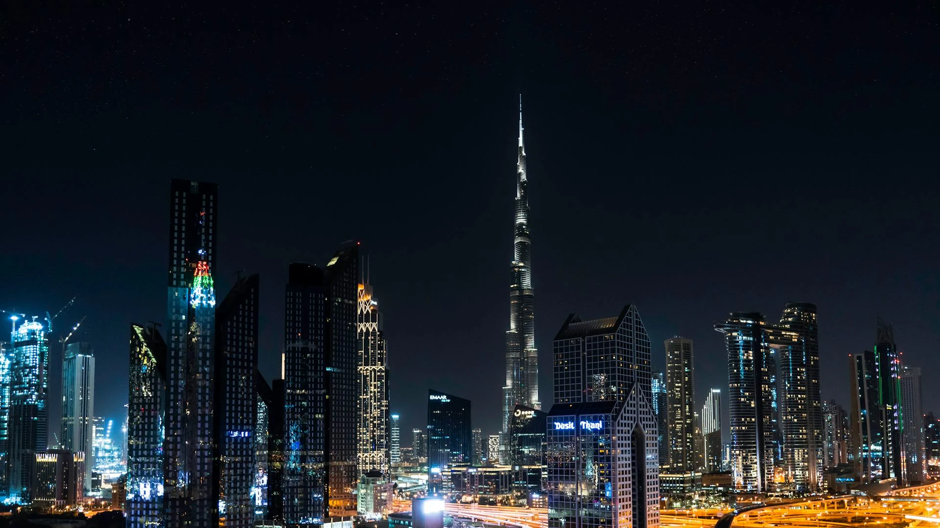Dubai Burj Khalifa tallest skyscraper against the skyline